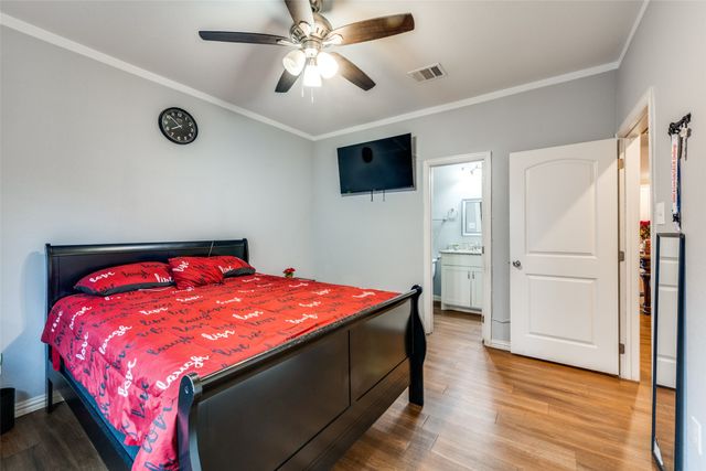 5532 Blackmore Avenue, Fort Worth, TX 76107