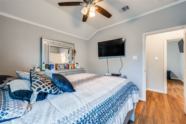 5532 Blackmore Avenue, Fort Worth, TX 76107