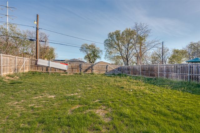 5532 Blackmore Avenue, Fort Worth, TX 76107