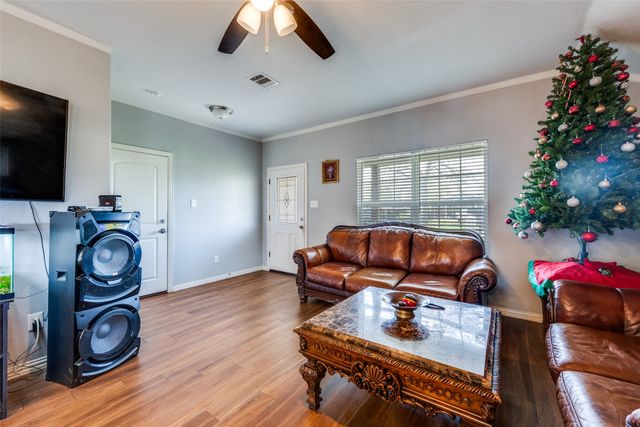 5532 Blackmore Avenue, Fort Worth, TX 76107