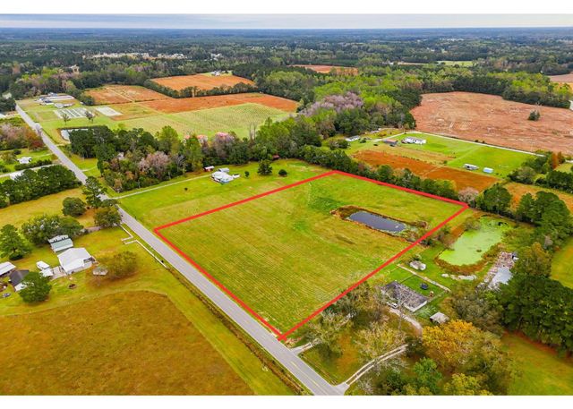 1869 Heritage Rd., Loris, SC 29569