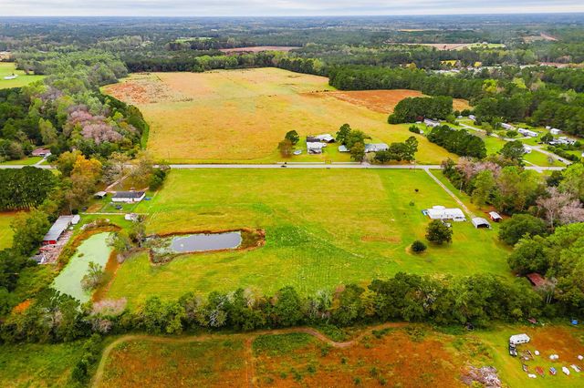 1869 Heritage Rd., Loris, SC 29569