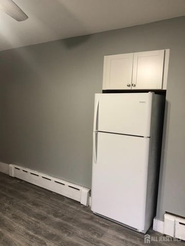 642 River Road, Piscataway, NJ 08854