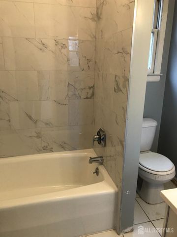 642 River Road, Piscataway, NJ 08854