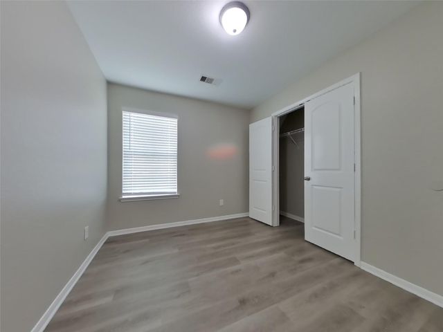 424 Palomino Stand Drive, La Marque, TX 77568