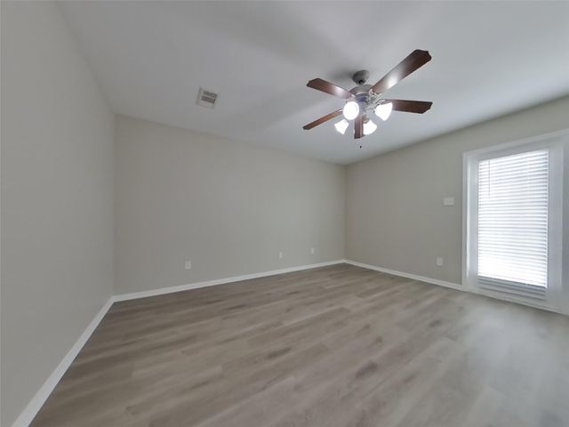 424 Palomino Stand Drive, La Marque, TX 77568