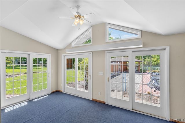 5654 Sterling Road, Hamburg, NY 14075