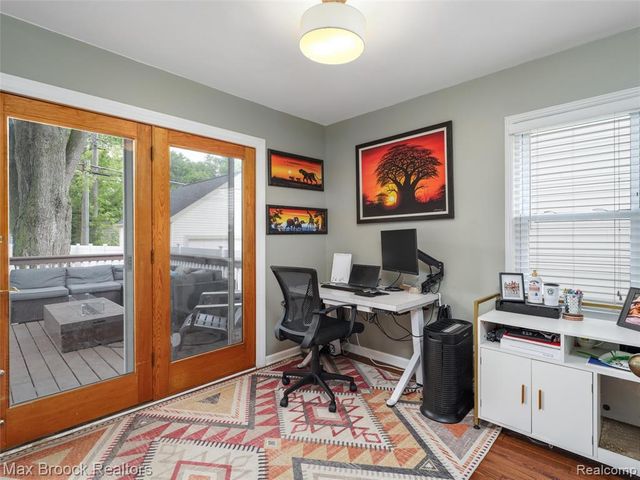 1201 Cole Street, Birmingham, MI 48009