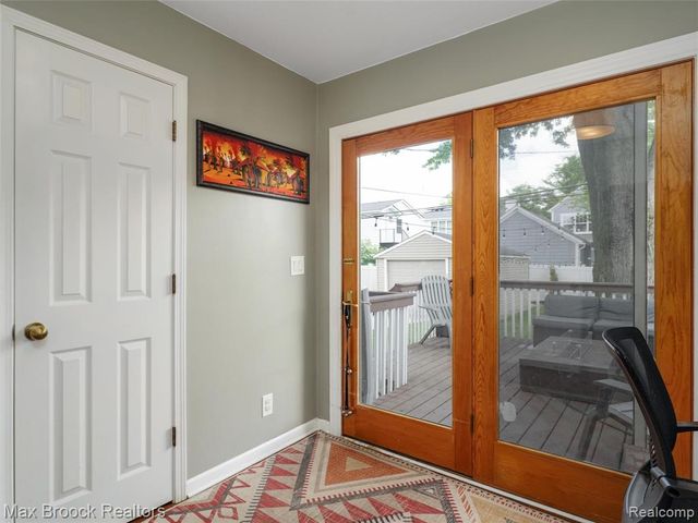 1201 Cole Street, Birmingham, MI 48009