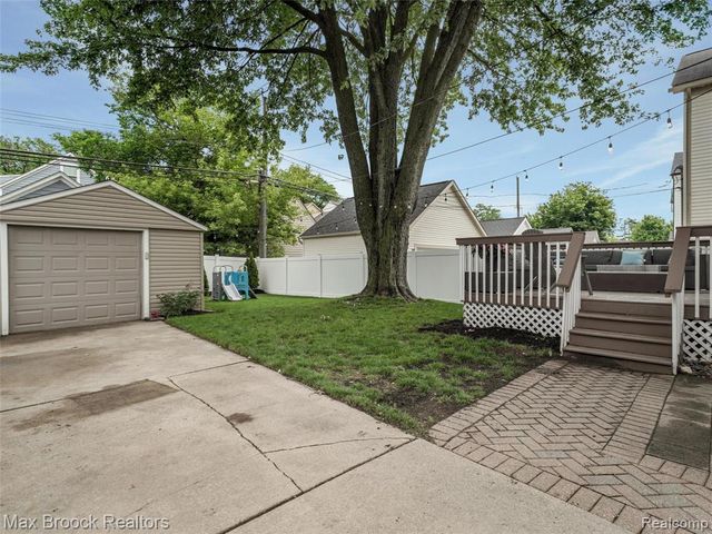 1201 Cole Street, Birmingham, MI 48009