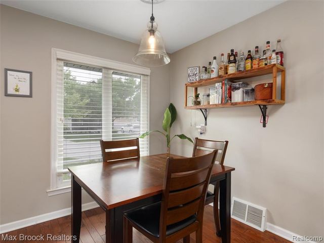 1201 Cole Street, Birmingham, MI 48009