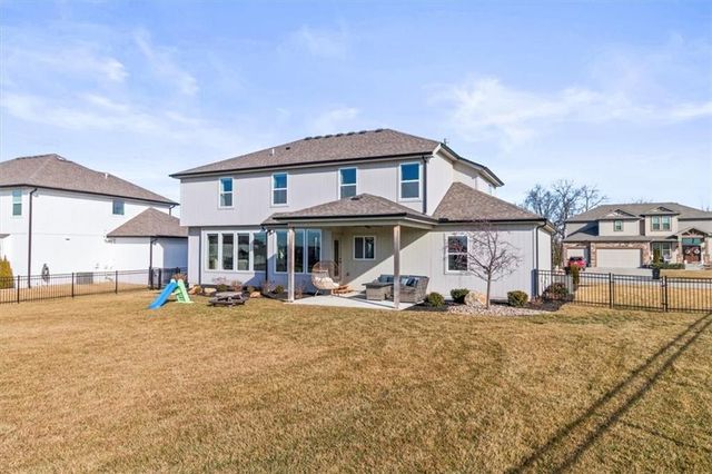 3130 SW Blue Ribbon Street, Lee's Summit, MO 64082