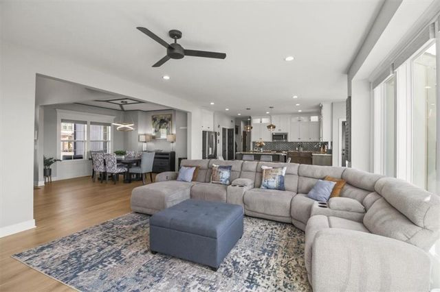 3130 SW Blue Ribbon Street, Lee's Summit, MO 64082