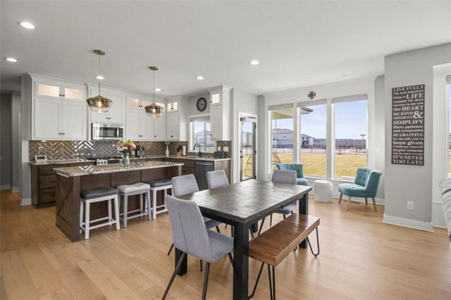 3130 SW Blue Ribbon Street, Lee's Summit, MO 64082