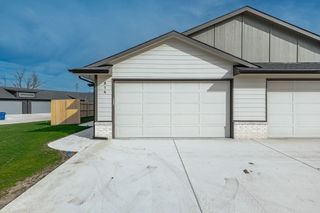 814 S Jay St, Valley Center, KS 67147