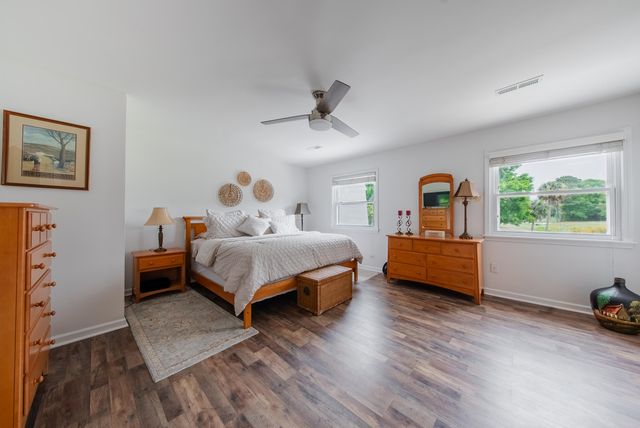 1705 Ventura Place, Mount Pleasant, SC 29464