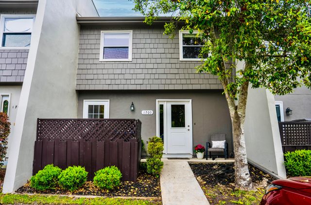 1705 Ventura Place, Mount Pleasant, SC 29464