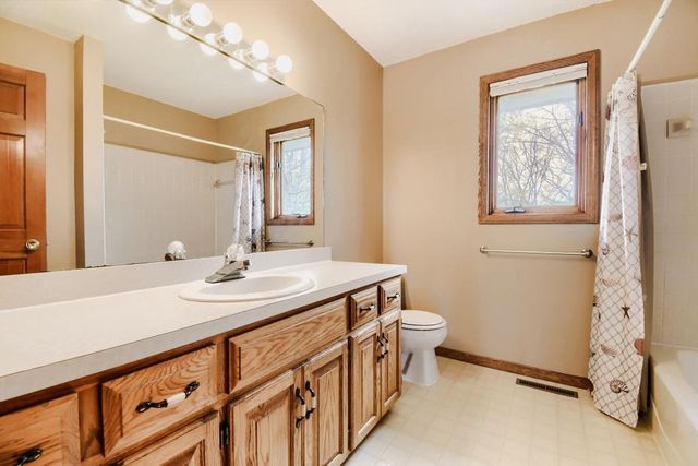 1294 138th Lane NW, Andover, MN 55304