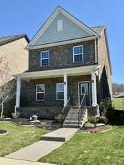 319 Carellton Dr, Gallatin, TN 37066