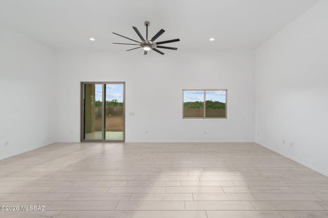 937 N Blue Slate Drive, Vail, AZ 85641