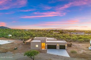 937 N Blue Slate Drive, Vail, AZ 85641