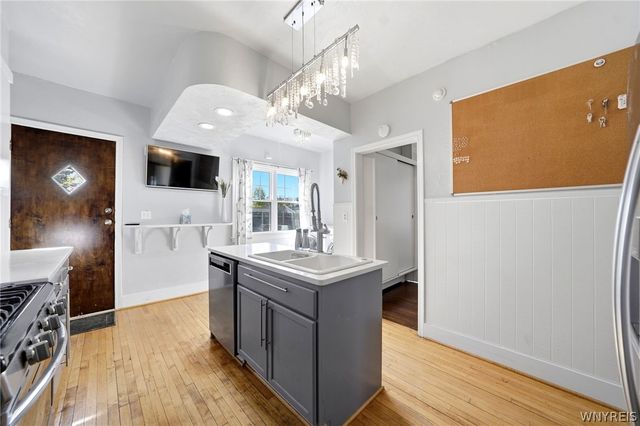11 Admiral Road, Buffalo, NY 14216