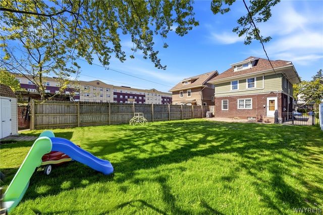 11 Admiral Road, Buffalo, NY 14216