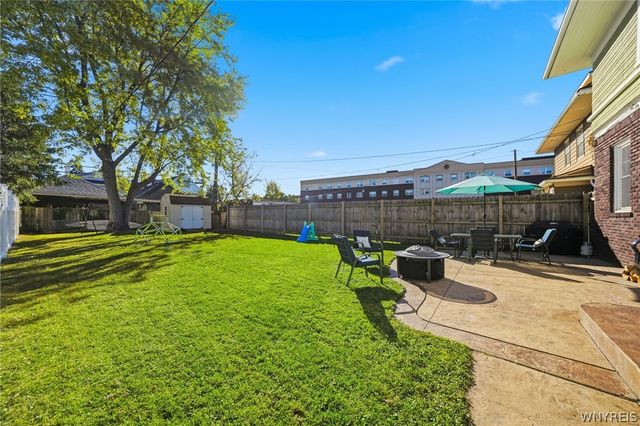 11 Admiral Road, Buffalo, NY 14216