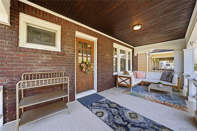 11 Admiral Road, Buffalo, NY 14216