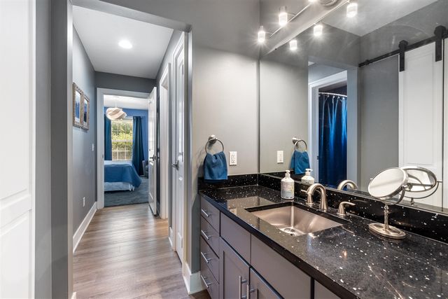 8713 Willow Creek Drive, Jenison, MI 49428