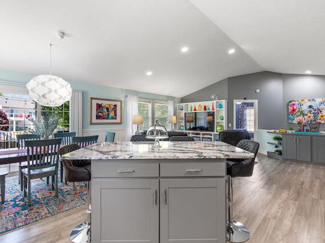 8713 Willow Creek Drive, Jenison, MI 49428