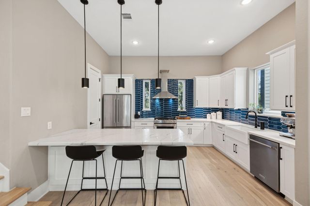 1413 W 23rd Street, Houston, TX 77008