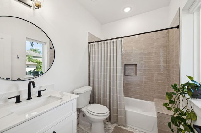 1413 W 23rd Street, Houston, TX 77008