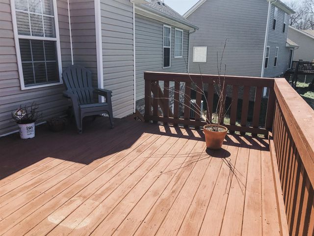 2628 Arthurs Ct, Clarksville, TN 37040