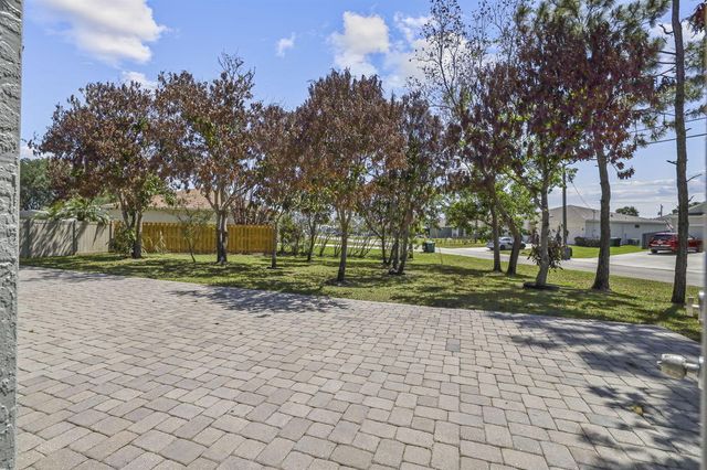 5445 NW Briscoe Drive, Port St. Lucie, FL 34986