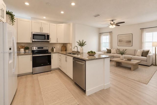 837 Tanglewood Cir ., Weston, FL 33327