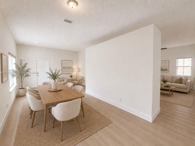 837 Tanglewood Cir ., Weston, FL 33327