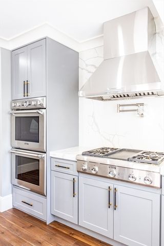 79 Huron Cir, Boston, MA 02124