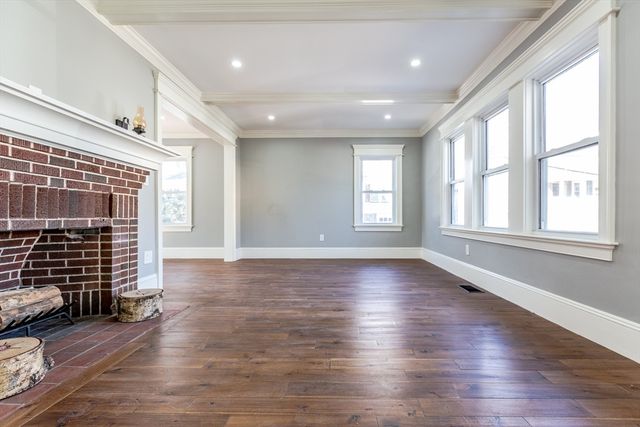 79 Huron Cir, Boston, MA 02124