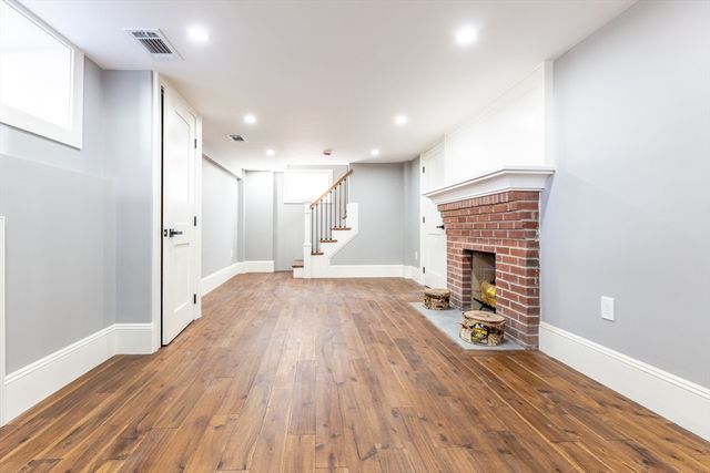 79 Huron Cir, Boston, MA 02124