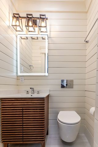 79 Huron Cir, Boston, MA 02124