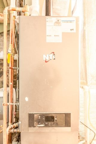 79 Huron Cir, Boston, MA 02124