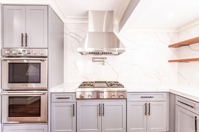 79 Huron Cir, Boston, MA 02124