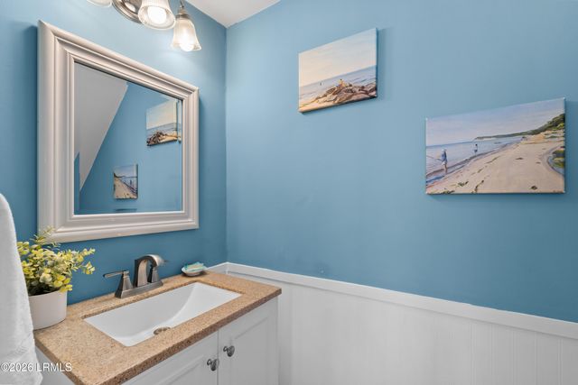 15 Deallyon Ave Apt 24, Hilton Head Island, SC 29928