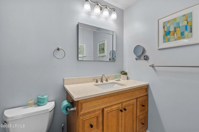 15 Deallyon Ave Apt 24, Hilton Head Island, SC 29928