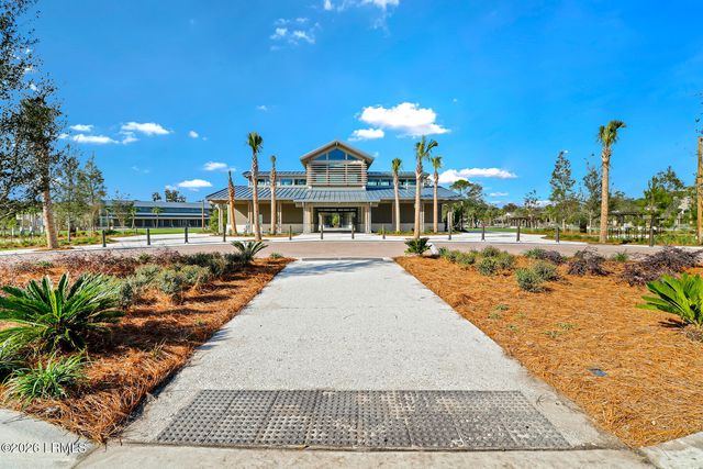 15 Deallyon Ave Apt 24, Hilton Head Island, SC 29928