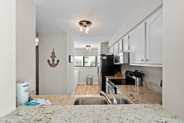 15 Deallyon Ave Apt 24, Hilton Head Island, SC 29928