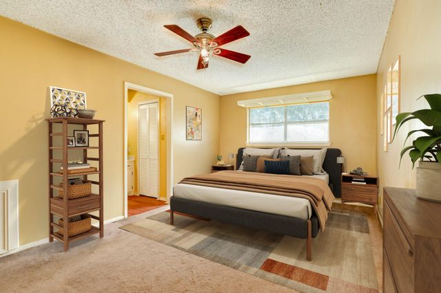 267 Wentworth Drive, West Columbia, TX 77486