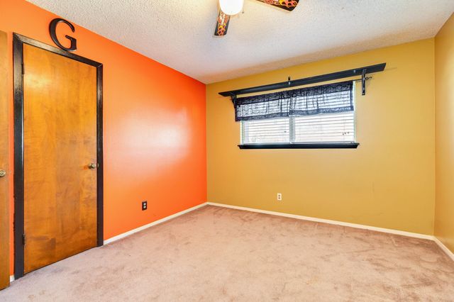 267 Wentworth Drive, West Columbia, TX 77486