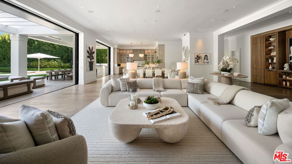 807 Cinthia Street, Beverly Hills, CA 90210 — photo 5